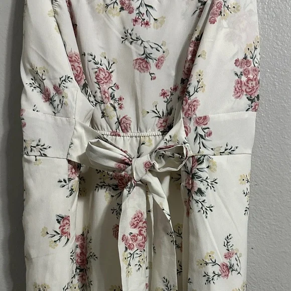 No Boundaries High Low Floral Dress in White and Pink - Picture 7 of 7